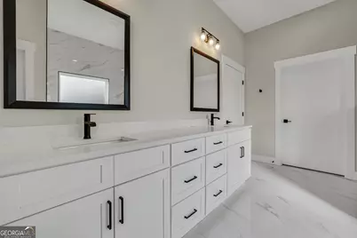 546 Harbour Shores, Jackson, GA 30233 - Photo 13