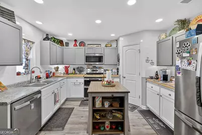 193 Saddle Brooke Trace, Brunswick, GA 31525 - Photo 9