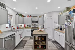 193 Saddle Brooke Trce, Brunswick, GA 31525 - Photo 9