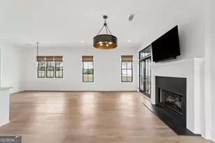 98 Middle St, Senoia, GA 30276 - Photo 23