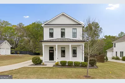 98 Middle Street, Senoia, GA 30276 - Photo 1