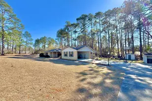 107 Newton Dr, Lyons, GA 30436 - Photo 5