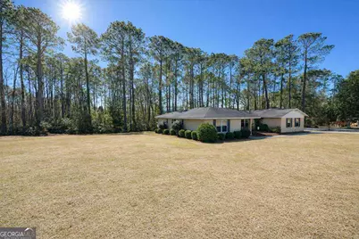 107 Newton Drive, Lyons, GA 30436 - Photo 3