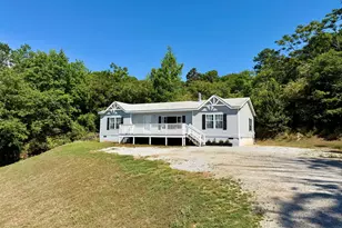 2496 Venture Dr, Gainesville, GA 30506 - Photo 3