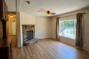 2496 Venture Dr, Gainesville, GA 30506 - Photo 5