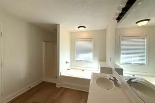 70 Shannons Ct, Comer, GA 30629 - Photo 9