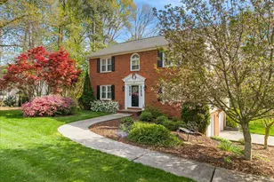 1033 Wash Lee Dr SW, Lilburn, GA 30047 - Photo 3