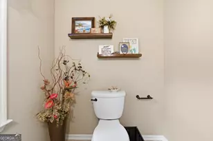 1033 Wash Lee Dr SW, Lilburn, GA 30047 - Photo 17