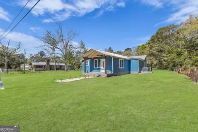 424 Gilford Street, Jesup, GA 31546 - Photo 1