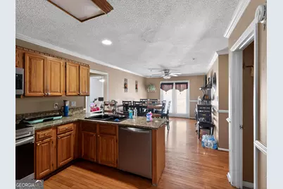 70 Northcrest Drive, Newnan, GA 30265 - Photo 7