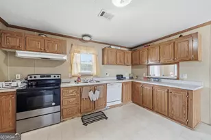 219 Hitchcock, Milledgeville, GA 31061 - Photo 13