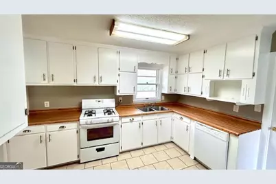 13 Eugenia Circle NW, Rome, GA 30165 - Photo 11