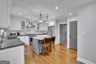 2 Paces West Terrace NW, Atlanta, GA 30327 - Photo 9