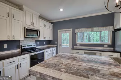 386 Sparta Highway NE, Milledgeville, GA 31061 - Photo 9