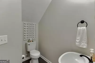 6245 Shoreview Circle, Flowery Branch, GA 30542 - Photo 17