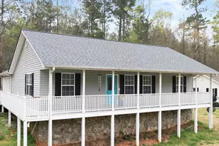 104 View St, Clarkesville, GA 30523 - Photo 7