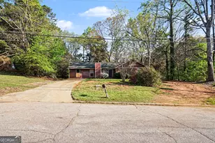1727 Vauxhall Dr, Lithonia, GA 30058 - Photo 1