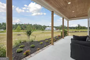 1513 Paris Ave, Swainsboro, GA 30401 - Photo 5