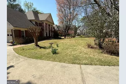 1695 Redbourne Drive, Atlanta, GA 30350 - Photo 5