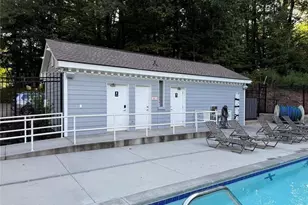 1695 Redbourne Dr, Atlanta, GA 30350 - Photo 17