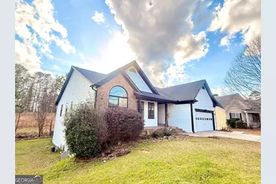 557 Vickers Lane, Locust Grove, GA 30248 - Photo 3