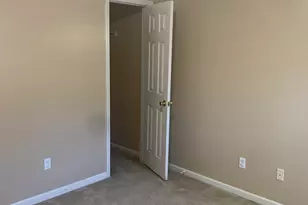 77 Clark St, Newnan, GA 30263 - Photo 19