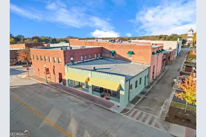 147 N Pond Street #3, Toccoa, GA 30577 - Photo 1