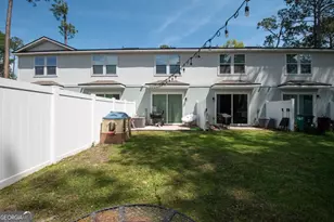 228 Inlet Reach Cir, Saint Marys, GA 31558 - Photo 3