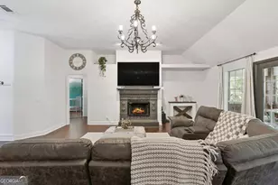 136 Lake Jordan Blvd, Kingsland, GA 31548 - Photo 7