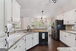 136 Lake Jordan Blvd, Kingsland, GA 31548 - Photo 13