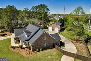 32 Willow Lake Dr, Warner Robins, GA 31093 - Photo 41