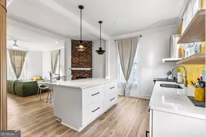 1402 Jefferson Street, Savannah, GA 31401 - Photo 9