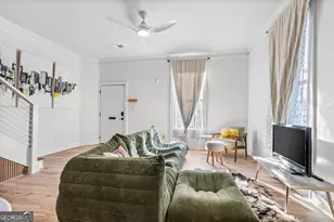 1402 Jefferson St, Savannah, GA 31401 - Photo 5