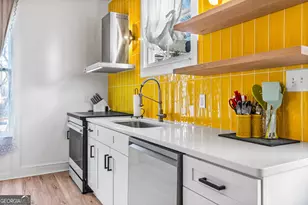 1402 Jefferson St, Savannah, GA 31401 - Photo 11