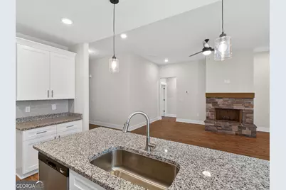 209 Wisteria Lane, Mansfield, GA 30055 - Photo 5