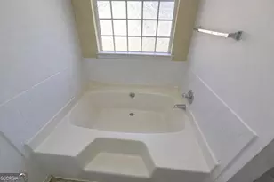 208 Nadia Ct, Locust Grove, GA 30248 - Photo 9