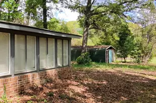 210 Bazemore Cir, Warner Robins, GA 31093 - Photo 9