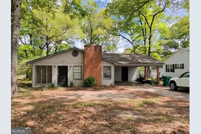 210 Bazemore Circle, Warner Robins, GA 31093 - Photo 1