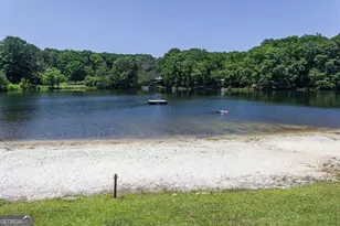 649 SW Kenilworth Circle, Stone Mountain, GA 30083 - Photo 1