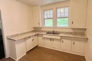 908 Hill St, Lagrange, GA 30241 - Photo 3