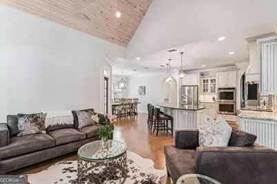 306 Broadway Street, Saint Simons, GA 31522 - Photo 15