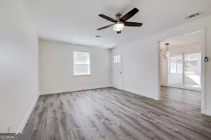 308 E 4th St, Springfield, GA 31329 - Photo 13