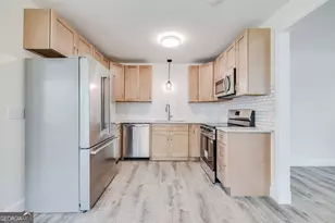 308 E 4th St, Springfield, GA 31329 - Photo 15