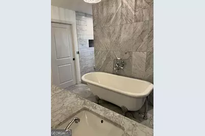 2260 Wallace Drive, Chamblee, GA 30341 - Photo 7