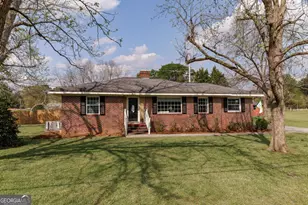 805 Cloverhurst Dr, Washington, GA 30673 - Photo 1