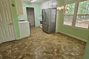 509 Heritage Ridge Dr, Monroe, GA 30655 - Photo 3