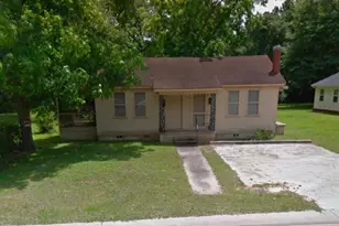 342 E Allen St, Baxley, GA 31513 - Photo 1