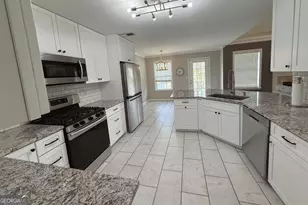 400 Scenic View Ln, Carrollton, GA 30116 - Photo 11