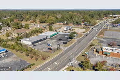 905 Hillcrest Pkwy, Dublin, GA 31021 - Photo 11