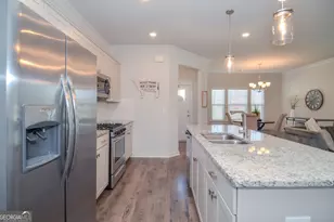 2562 Rathburn Cir, Loganville, GA 30052 - Photo 33